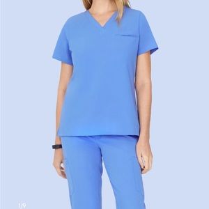 Mandala Scrub set size Large in top and bottom